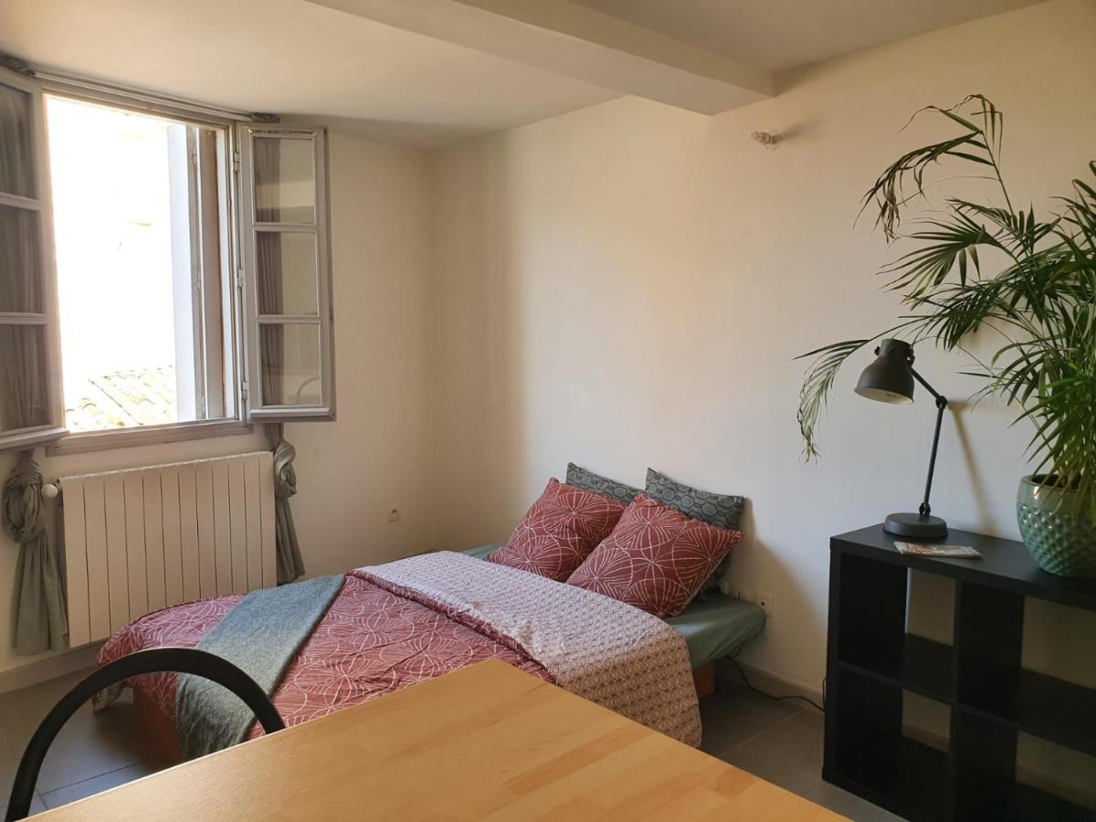 Studio Au Coeur De Montpellier Apartamento Exterior foto
