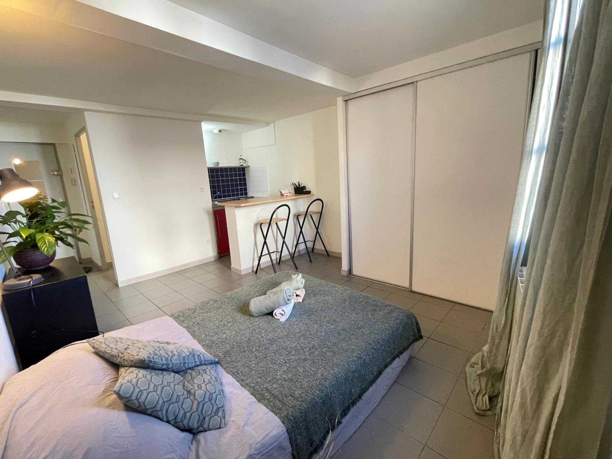 Studio Au Coeur De Montpellier Apartamento Exterior foto